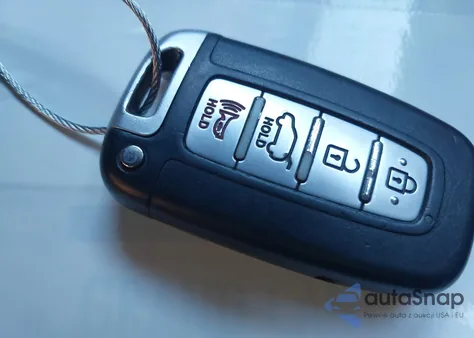 2016 Hyundai Veloster Turbo z USA, uszkodzony, nr VIN KMHTC6AE8GU284929